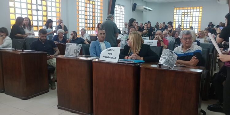 Lanús: Julián Álvarez presentó un pedido de licencia pero el Concejo Deliberante no lo trató
