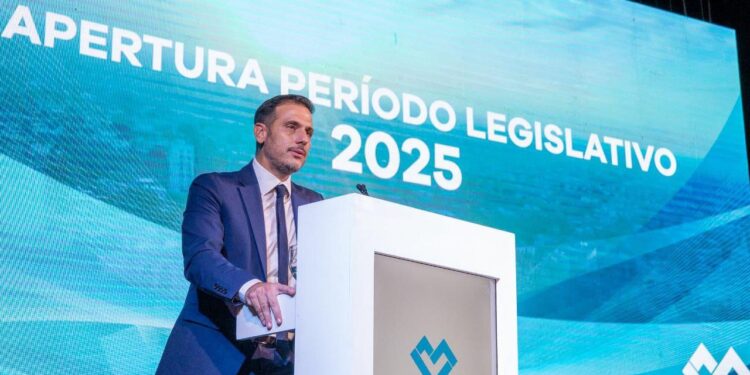 Julián Álvarez encabezó la Apertura del Período Legislativo 2025