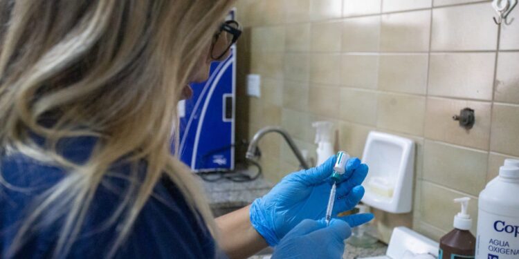 Lanús Gobierno lanzó la campaña de vacunación de refuerzo contra el sarampión