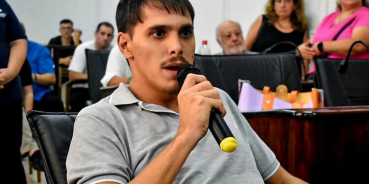 “Cristina es la única en condiciones de enfrentar a Milei”
