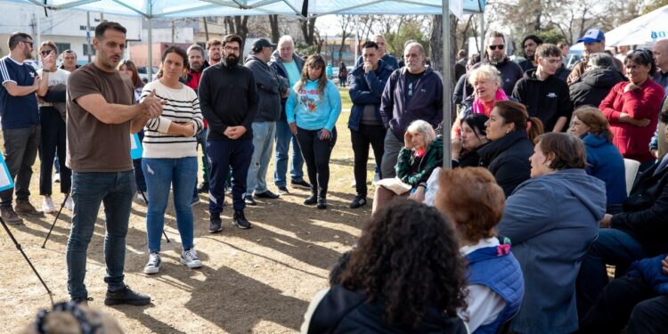 Estado presente: Lanús Gobierno realizó la tercera jornada de “Sábados en tu Barrio”