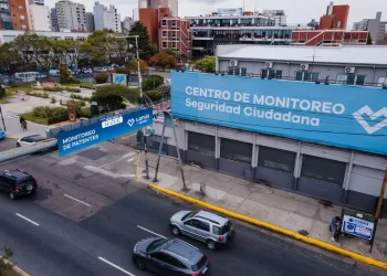 Lanús Gobierno instaló el primer anillo digital de la ciudad