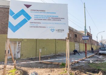 Puesta en valor de la esquina de Alfonsín y Posadas, donde antes había un basural