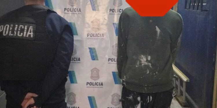 DESBARATAN BANDA DE ENTRADERAS EN LANÚS