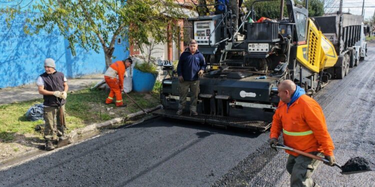 Inician obras de pavimentación en Chingolo