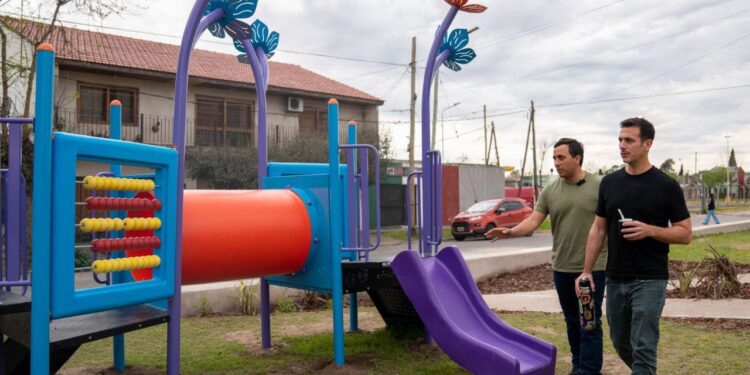 Lanús Gobierno inauguró una nueva plaza en Donato Álvarez y Pirovano, Monte Chingolo