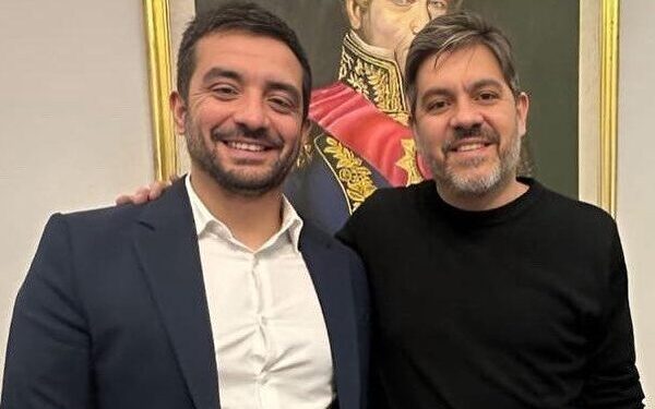 Balladares destacó la capacidad de Kicillof de «reunir a los sectores que buscan ponerle un freno a Milei»