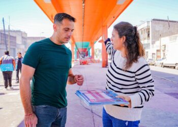 JULIÁN ÁLVAREZ RECORRIÓ LAS OBRAS EN EL BAJO PUENTE ARENAS