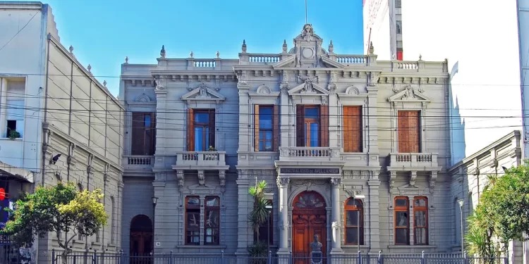 Avellaneda Rescata su Historia; La antigua municipalidad se transformará en Museo y Archivo Histórico.