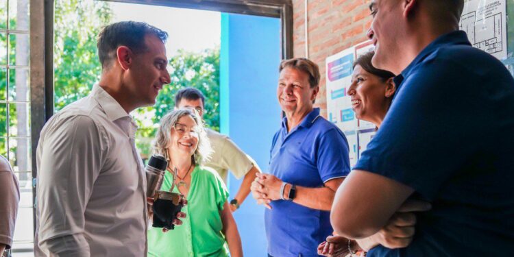 JULIÁN ÁLVAREZ SUPERVISÓ LA PUESTA EN VALOR DE LA ESCUELA SECUNDARIA N° 10 DE REMEDIOS DE ESCALADA