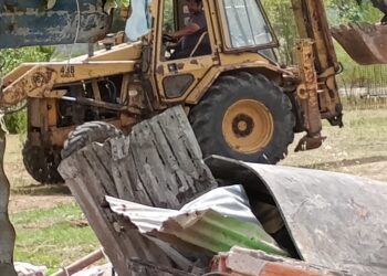 Desalojo a familia ambientalista en Villa Inflamable, Avellaneda