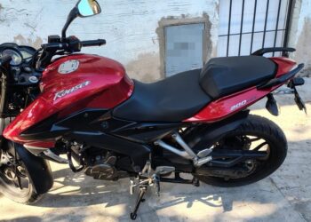 Arrestaron a dos menores tras el robo de un moto en Lanús Oeste