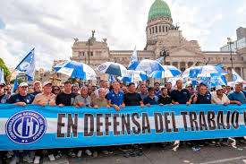 La CGT se reúne este hoy  planea un paro general