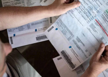 Otro golpe para la clase media: Aumentan las tarifas de luz y gas en el AMBA y presionan sobre la inflación