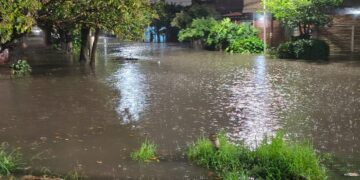 Lo que causo la tormenta, viernes santo mas de 5.000 hogares quedaron bajo agua en Monte Chingolo y parte de Lanús