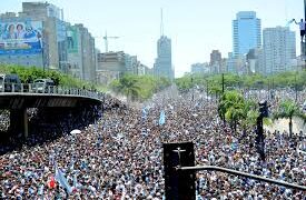 El reclamo por el «esfuerzo compartido»: La Unidad Básica: «Lealtad Peronista de Lanús» impulsa el freno al gasto político.