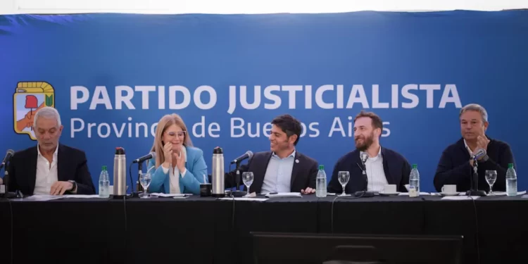 Intendentes del PJ bonaerense reclamarán fondos a Pettovello tras reunión del Consejo partidario