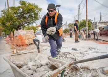 LANÚS GOBIERNO AVANZA CON LAS OBRAS SOBRE EL CORREDOR LUGONES EN REMEDIOS DE ESCALADA