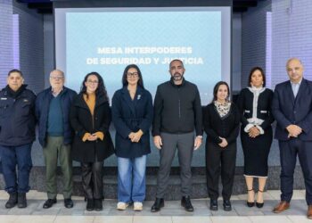 LANÚS GOBIERNO PRESENTA LA MESA INTERPODERES DE SEGURIDAD Y JUSTICIA