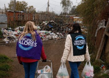 En Baigorria, la solidaridad le gana al hambre: militantes de PyV sostienen la asistencia en los barrios más vulnerables