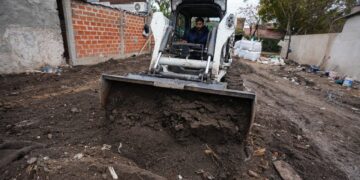 LANÚS GOBIERNO INICIÓ LAS OBRAS PARA LA CREACIÓN DE UN NUEVO ESPACIO RECREATIVO EN EL BARRIO VILLA TALLERES