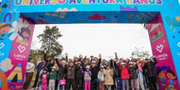 JULIÁN ÁLVAREZ ENCABEZÓ LA APERTURA DEL PARQUE “UNIVERSO AVENTURA LANÚS” PARA LAS VACACIONES DE INVERNO