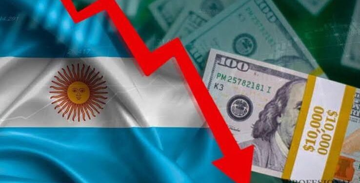 RIESGO PAÍS EN ALZA: LAS DUDAS DEL MERCADO Y EL COSTO QUE TERMINA PAGANDO LA SOCIEDAD