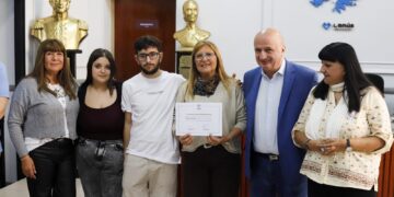 El HCD Lanús celebró su 13.ª Sesión Ordinaria con reconocimientos a la cultura, la historia y el deporte
