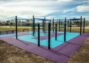 LANÚS GOBIERNO INAUGURÓ EL NUEVO CENTRO DE CALISTENIA DEL PARQUE CENTRAL LAS COLONIAS