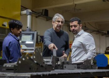 DÍA DE LA INDUSTRIA EN LANÚS: BALLADARES ADVIERTE SOBRE LA CRISIS PYME Y EL IMPACTO DEL MODELO DE MILEI
