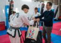JULIÁN ÁLVAREZ ENTREGÓ SUBSIDIOS E INDUMENTARIA A DEPORTISTAS LANUSENSES QUE PARTICIPARÁN DE LA COPA DEL MUNDO DE TAEKWON-DO ITF