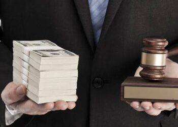 CORRUPCIÓN Y PRIVILEGIOS: CUANDO EL PODER SE OLVIDA DEL PUEBLO