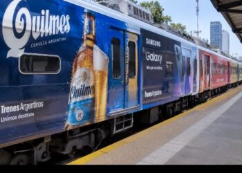 Trenes Argentinos: ¿servicio público o negocio publicitario sobre rieles?