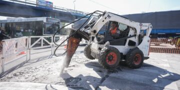 LANÚS GOBIERNO INICIÓ LAS OBRAS DE PAVIMENTACIÓN DE LA AVENIDA HIPÓLITO YRIGOYEN