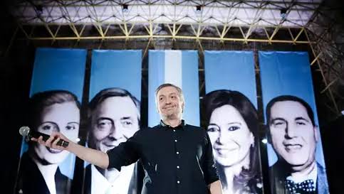 LANÚS: EL PERONISMO BONAERENSE SE REUNIÓ PARA HOMENAJEAR A NÉSTOR KIRCHNER