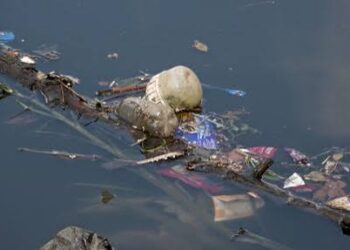 ¿QUÉ PASÓ CON ACUMAR? EL RIACHUELO VUELVE A MOSTRAR EL ABANDONO Y LA CONTAMINACIÓN
